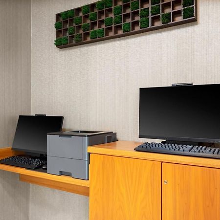 Springhill Suites Kansas City Airport エクステリア 写真